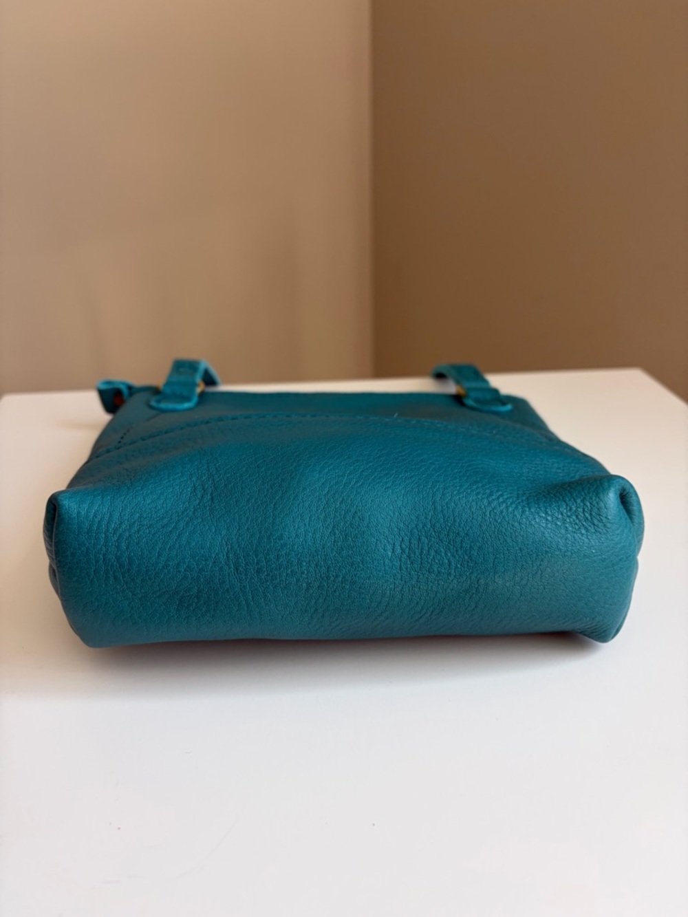 Portland Leather Small Crossbody Bag - Picture 5 of 11